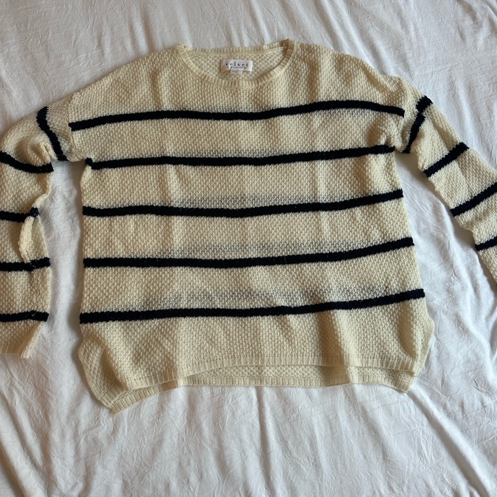 Velvet by Graham & Spencer Wool Striped Cream & Black Knit Sweater Size XS